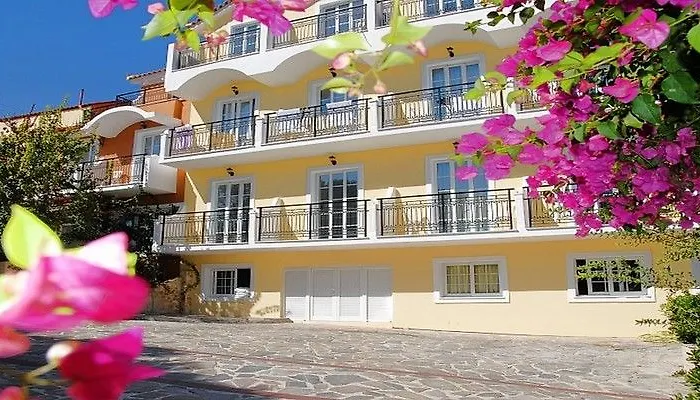 Locanda Beach Hotel 扎金索斯镇